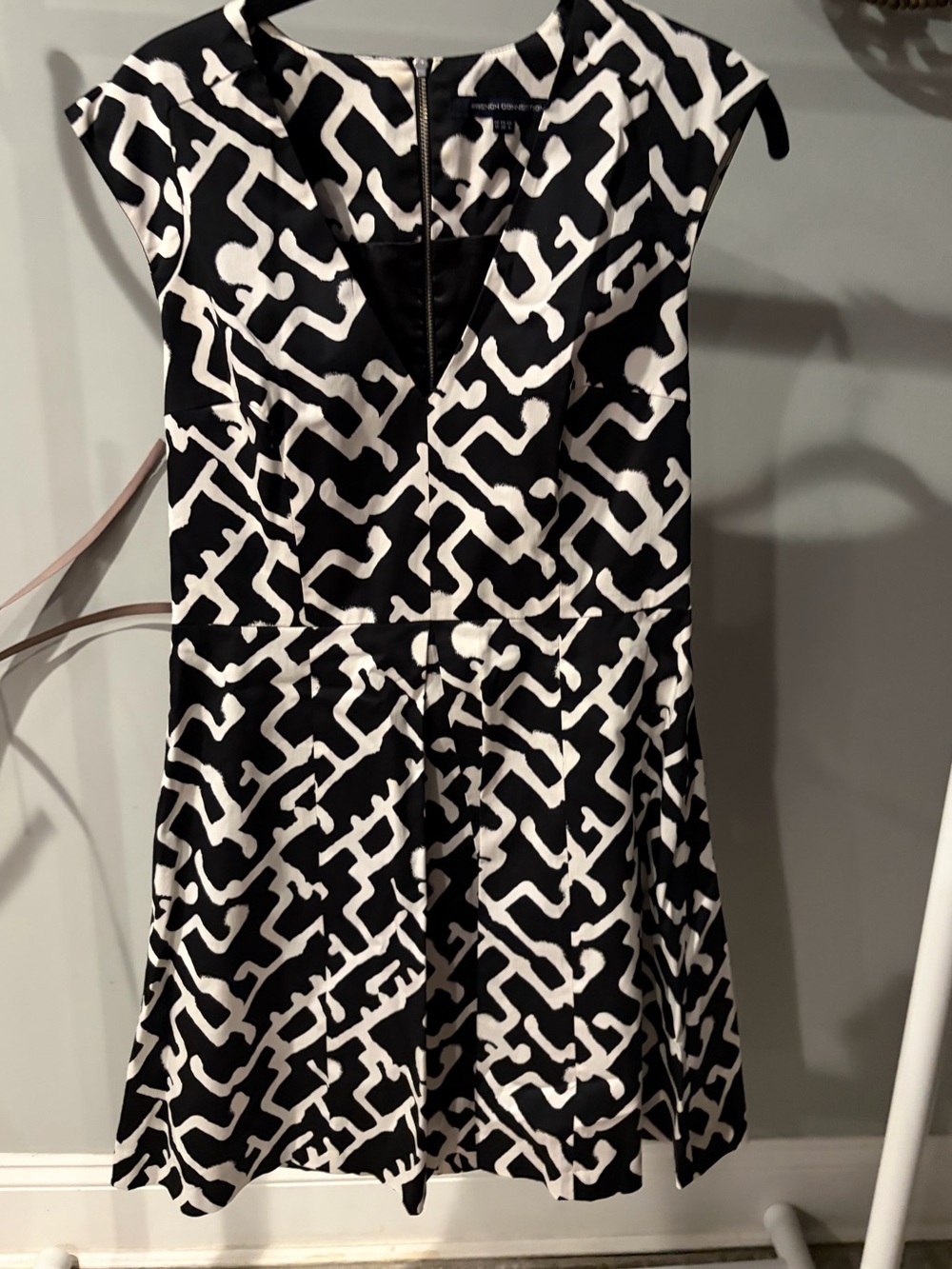 French Connection Black and White Geometric Mini Dress size 6